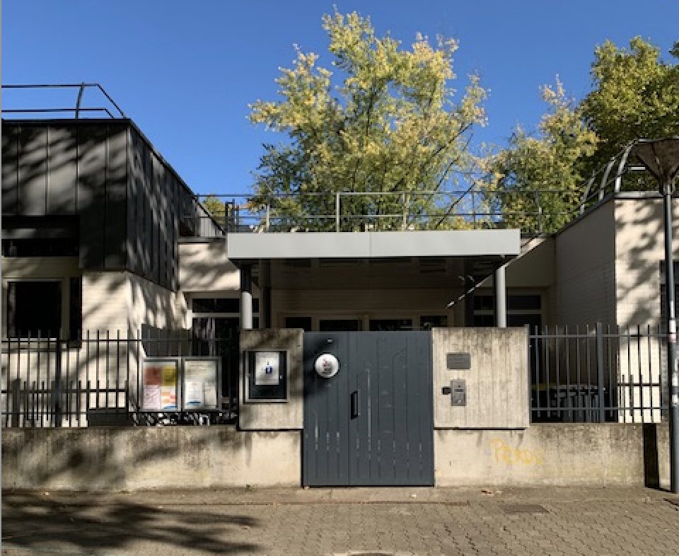 VILLEURBANNE – EMPU Louis Armand
