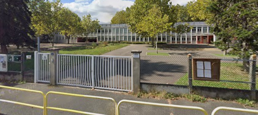 VILLEFRANCHE A Chouffet