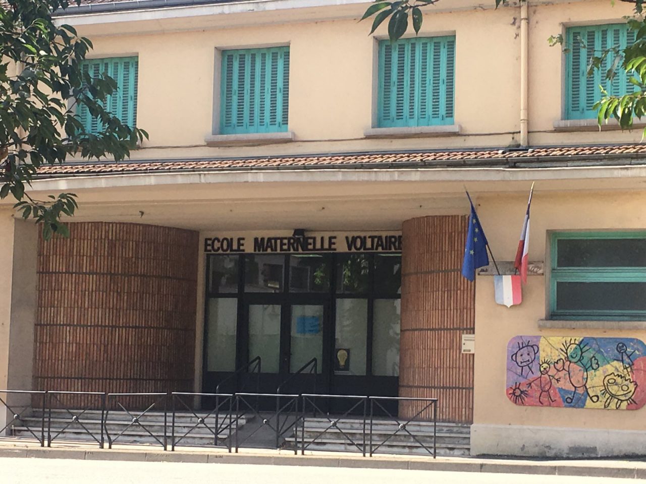 TARARE – EMPU VOLTAIRE