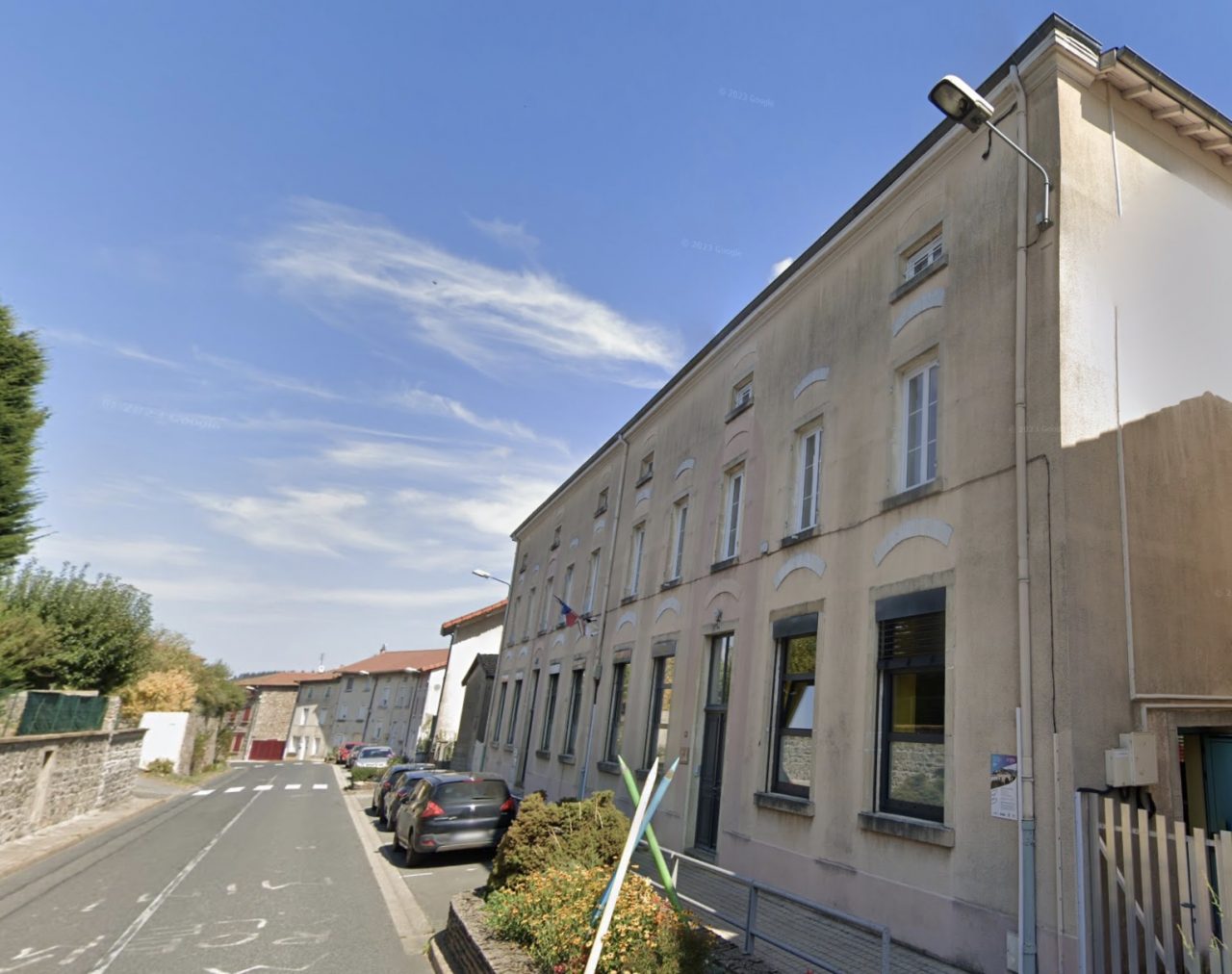 DEUX GROSNES Saint Christophe La Montagne – EPPU